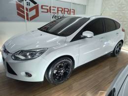 FORD - FOCUS - 2015/2015 - Branca - R$ 56.900,00