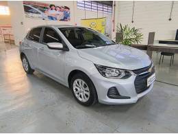 CHEVROLET - ONIX - 2020/2020 - Prata - R$ 62.900,00