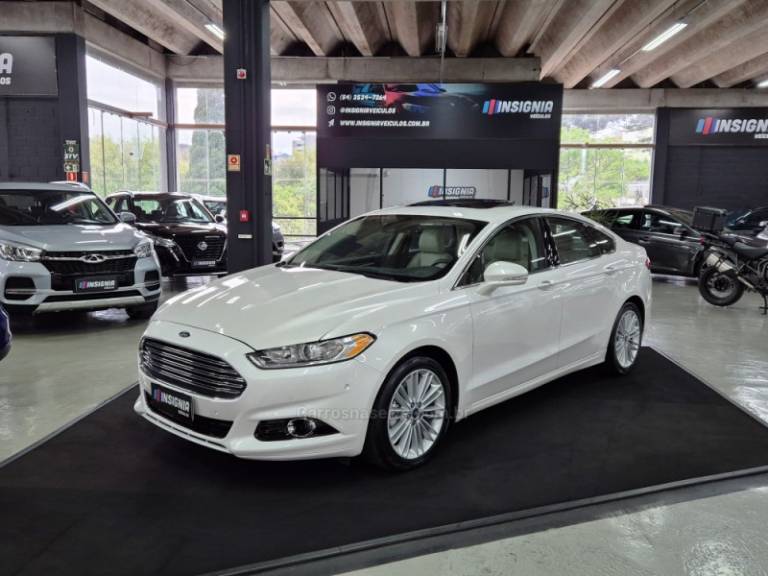 FORD - FUSION - 2015/2015 - Branca - R$ 84.900,00