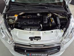 PEUGEOT - 208 - 2015/2016 - Branca - R$ 55.900,00