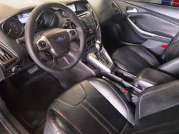FORD - FOCUS - 2014/2015 - Cinza - R$ 56.900,00