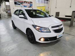 CHEVROLET - ONIX - 2014/2014 - Branca - R$ 54.900,00