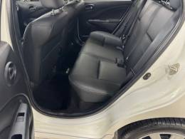 TOYOTA - ETIOS - 2018/2018 - Branca - R$ 72.900,00