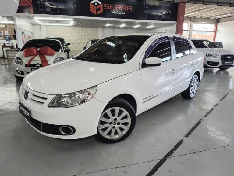 VOLKSWAGEN - VOYAGE - 2010/2011 - Branca - R$ 33.900,00