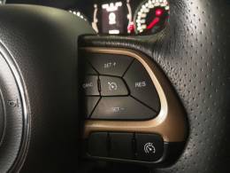 JEEP - RENEGADE - 2015/2016 - Vermelha - R$ 68.900,00