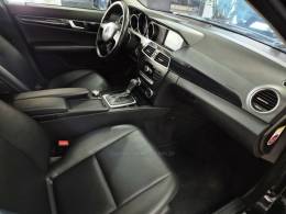 MERCEDES-BENZ - C 180 - 2012/2012 - Preta - R$ 69.900,00