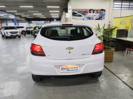 CHEVROLET - ONIX - 2014/2014 - Branca - R$ 54.900,00