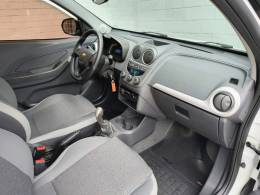 CHEVROLET - MONTANA - 2016/2017 - Branca - R$ 52.900,00