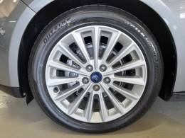 FORD - FOCUS - 2015/2016 - Cinza - R$ 69.900,00