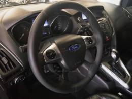 FORD - FOCUS - 2014/2015 - Cinza - R$ 56.900,00