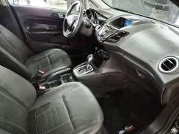 FORD - FIESTA - 2015/2016 - Preta - R$ 56.900,00