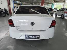 VOLKSWAGEN - VOYAGE - 2010/2011 - Branca - R$ 33.900,00