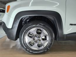 JEEP - RENEGADE - 2016/2017 - Branca - R$ 81.900,00