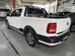 VOLKSWAGEN - SAVEIRO - 2017/2018 - Branca - R$ 78.900,00