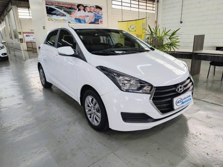HYUNDAI - HB20 - 2017/2017 - Branca - R$ 49.900,00