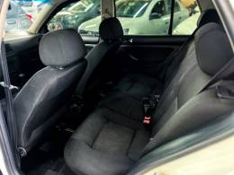 VOLKSWAGEN - GOLF - 2002/2002 - Branca - R$ 28.900,00