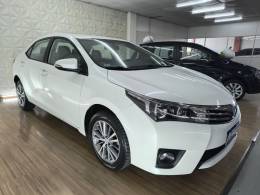 TOYOTA - COROLLA - 2014/2015 - Branca - R$ 81.900,00