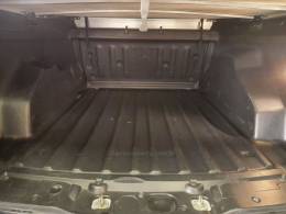 FIAT - TORO - 2021/2022 - Branca - R$ 99.900,00