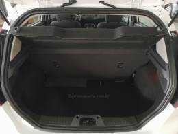 FORD - FIESTA - 2016/2016 - Branca - R$ 49.900,00