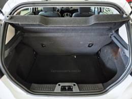FORD - FIESTA - 2015/2016 - Branca - R$ 49.900,00
