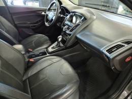 FORD - FOCUS - 2018/2019 - Cinza - R$ 87.900,00
