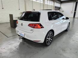 VOLKSWAGEN - GOLF - 2014/2015 - Branca - R$ 84.900,00