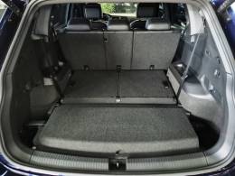 VOLKSWAGEN - TIGUAN - 2023/2024 - Azul - R$ 226.900,00