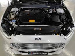 FORD - FUSION - 2015/2016 - Branca - R$ 92.900,00