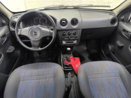 CHEVROLET - CELTA - 2010/2010 - Prata - R$ 27.900,00