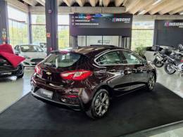 CHEVROLET - CRUZE - 2018/2018 - Vermelha - R$ 103.900,00