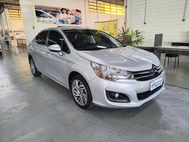 CITROËN - C4 LOUNGE - 2014/2015 - Prata - R$ 49.900,00