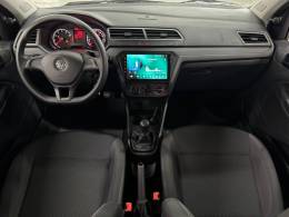 VOLKSWAGEN - VOYAGE - 2021/2021 - Branca - R$ 56.900,00
