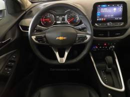 CHEVROLET - ONIX - 2021/2022 - Branca - R$ 87.900,00