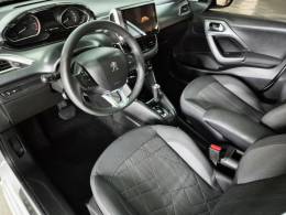 PEUGEOT - 208 - 2015/2016 - Branca - R$ 55.900,00