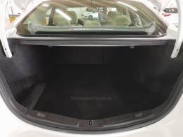 FORD - FUSION - 2015/2016 - Branca - R$ 92.900,00