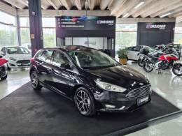 FORD - FOCUS - 2017/2017 - Preta - R$ 74.900,00