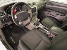 FORD - FOCUS - 2013/2013 - Branca - R$ 47.900,00