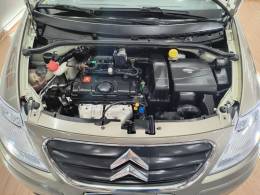 CITROËN - C3 - 2010/2011 - Verde - R$ 25.900,00