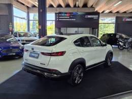 FIAT - FASTBACK - 2023/2023 - Branca - R$ 119.900,00