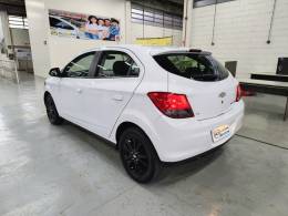 CHEVROLET - ONIX - 2014/2014 - Branca - R$ 49.900,00