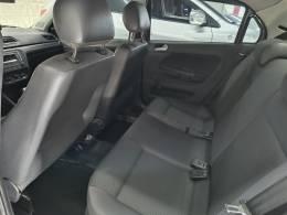 VOLKSWAGEN - VOYAGE - 2016/2017 - Cinza - R$ 44.900,00