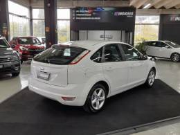 FORD - FOCUS - 2013/2013 - Branca - R$ 47.900,00