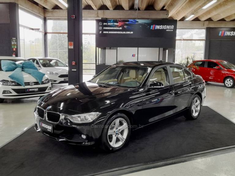 BMW - 320I - 2013/2014 - Preta - R$ 97.900,00