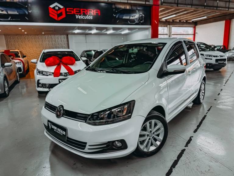 VOLKSWAGEN - FOX - 2019/2020 - Branca - R$ 64.900,00