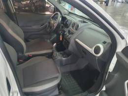 CHEVROLET - MONTANA - 2016/2017 - Branca - R$ 49.900,00