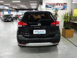 NISSAN - KICKS - 2017/2017 - Preta - R$ 79.900,00