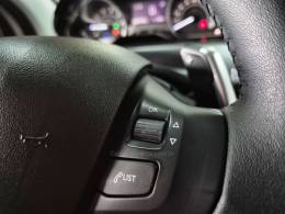 PEUGEOT - 208 - 2015/2016 - Branca - R$ 55.900,00